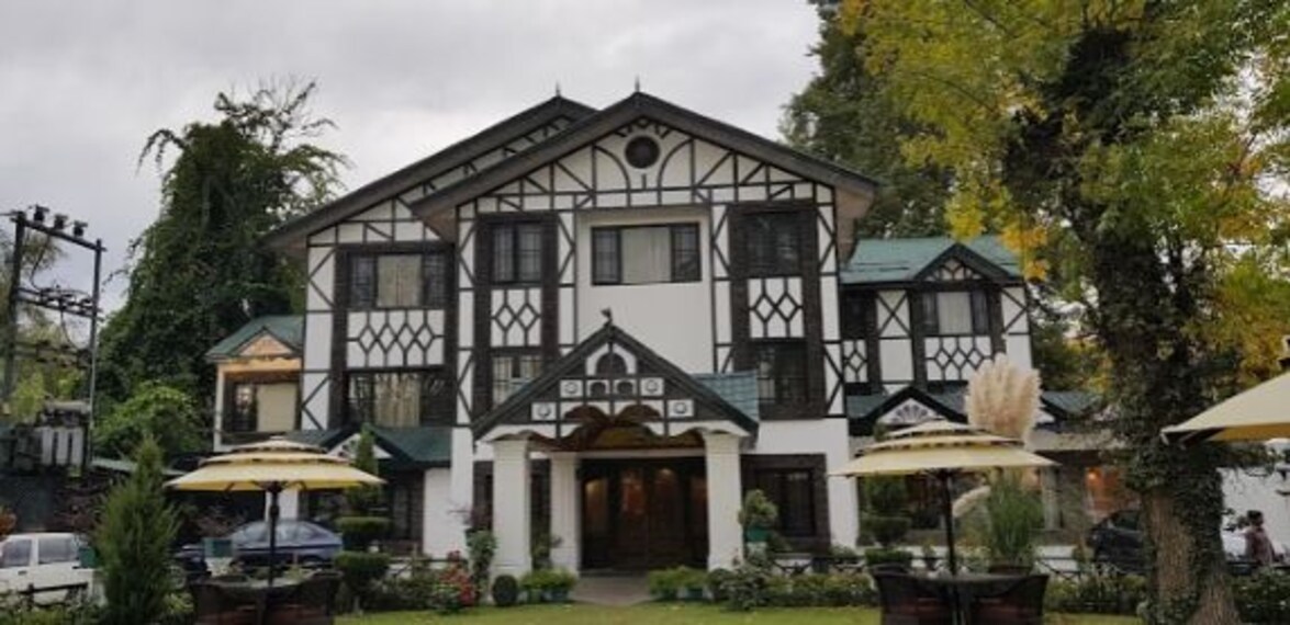 Srinagar Lemon Tree Hotel Landscape Image